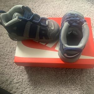 Nike Air Uptempo cool grey navy blue *very good condition like new*